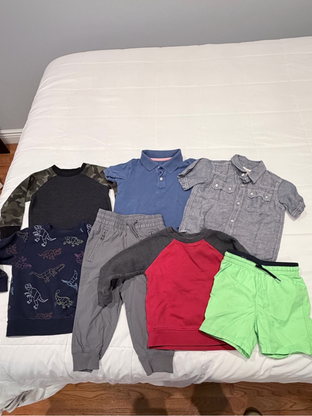 Toddler Boy Size 2T Clothing Bundle – Old Navy, Carter’s, Cat & Jack, Gap